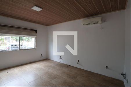 Quarto de casa à venda com 4 quartos, 300m² em Fátima, Canoas