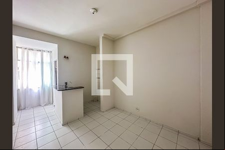 Studio de kitnet/studio para alugar com 1 quarto, 20m² em Centro, Rio de Janeiro