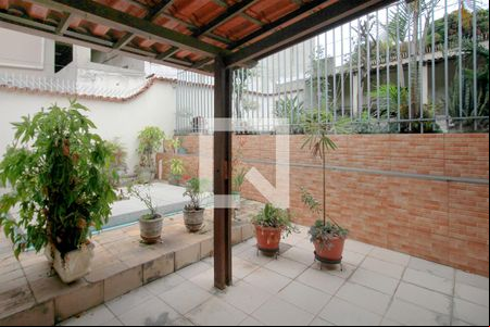 Varanda de casa à venda com 2 quartos, 360m² em Nova Vista, Belo Horizonte