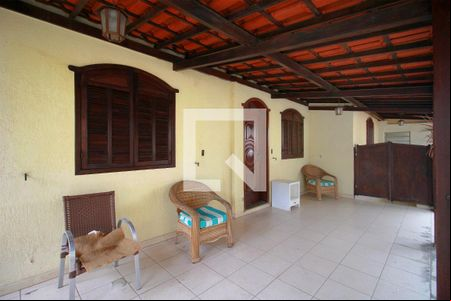 Varanda de casa à venda com 2 quartos, 360m² em Nova Vista, Belo Horizonte