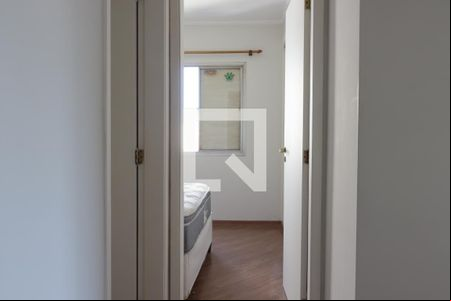 Corredor de apartamento para alugar com 3 quartos, 87m² em Vila Nova Conceição, São Paulo
