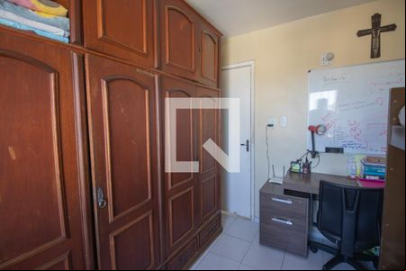 Quarto 2 de apartamento para alugar com 2 quartos, 60m² em Jardim Catarina, São Gonçalo