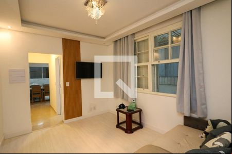 Sala de apartamento para alugar com 3 quartos, 80m² em Azenha, Porto Alegre