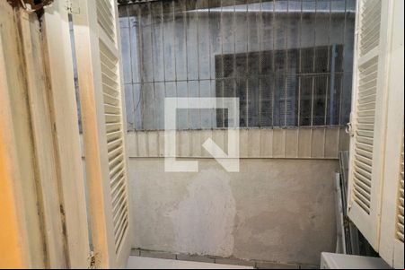 Vista da Sala de apartamento para alugar com 3 quartos, 80m² em Azenha, Porto Alegre