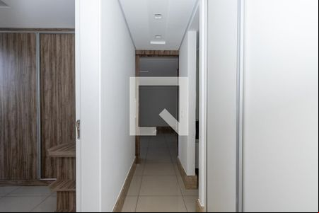 Corredor de apartamento à venda com 3 quartos, 85m² em Ouro Preto, Belo Horizonte