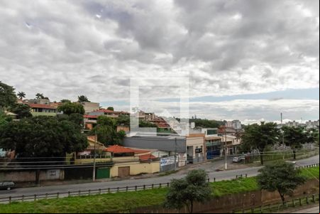 Sala - Vista de apartamento para alugar com 2 quartos, 52m² em Serrano, Belo Horizonte