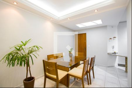 Sala de apartamento à venda com 2 quartos, 100m² em Jardim Stella, Santo André