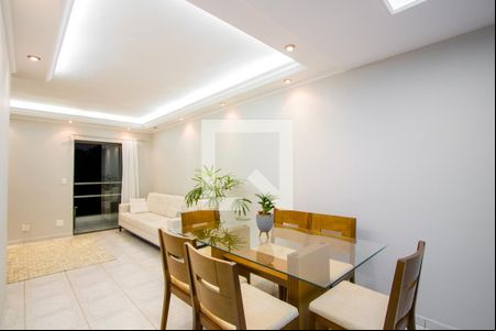 Sala de apartamento à venda com 2 quartos, 100m² em Jardim Stella, Santo André
