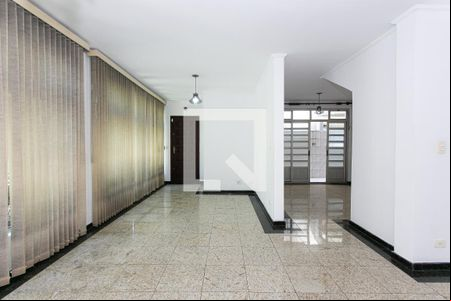 Sala 1 de casa para alugar com 4 quartos, 262m² em Vila Aricanduva, São Paulo