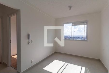 Sala/Cozinha de apartamento para alugar com 2 quartos, 32m² em Fazenda Aricanduva, São Paulo