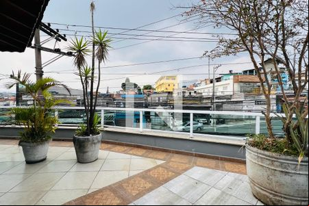 Área comum de kitnet/studio para alugar com 1 quarto, 45m² em Jardim Santa Edwirges, Guarulhos