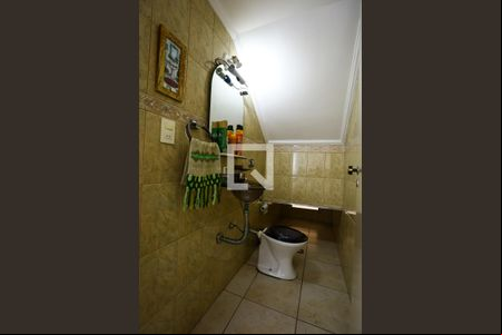 Lavabo de casa para alugar com 4 quartos, 420m² em Jardim America, Taboão da Serra