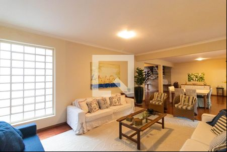 Sala 1 de casa à venda com 4 quartos, 618m² em Bairro das Palmeiras, Campinas