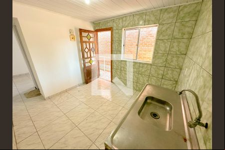 Sala/Cozinha de apartamento para alugar com 1 quarto, 30m² em São João do Rio Vermelho, Florianópolis