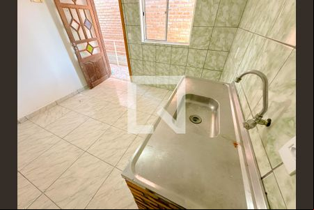 Sala/Cozinha de apartamento para alugar com 1 quarto, 30m² em São João do Rio Vermelho, Florianópolis