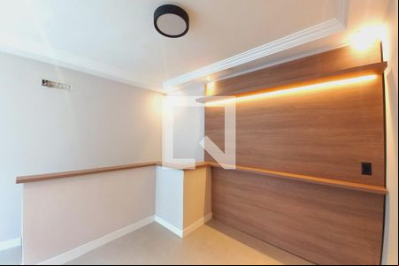 Sala de TV de apartamento à venda com 3 quartos, 120m² em Jardim Nova Europa, Campinas