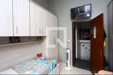 Quarto 1 de casa para alugar com 2 quartos, 135m² em Jardim Santa Terezinha, Taboão da Serra