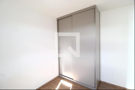 Quarto 2 - Suíte de apartamento para alugar com 2 quartos, 55m² em Shopping Park, Uberlândia