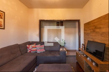 Sala 2 de casa à venda com 3 quartos, 130m² em Rio Branco, Belo Horizonte