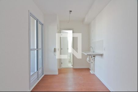 Sala de apartamento para alugar com 2 quartos, 42m² em Chácara Inglesa, São Paulo