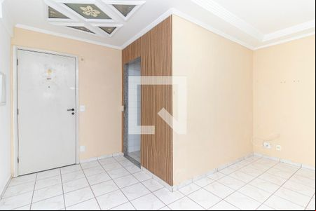 Sala de apartamento à venda com 2 quartos, 45m² em Vila Carmosina, São Paulo