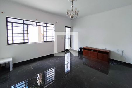 Sala de Estar de casa para alugar com 3 quartos, 295m² em Jardim Guarani, Campinas