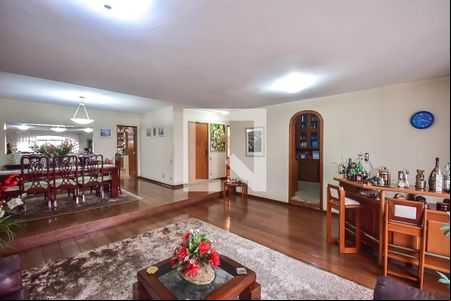 Sala de apartamento à venda com 3 quartos, 220m² em Real Parque, São Paulo