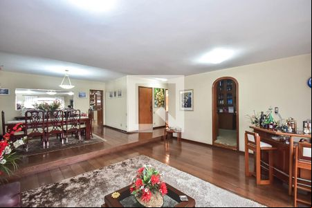 Sala de apartamento à venda com 3 quartos, 220m² em Real Parque, São Paulo