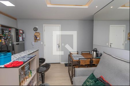 Sala de apartamento à venda com 2 quartos, 43m² em Piraporinha, Diadema
