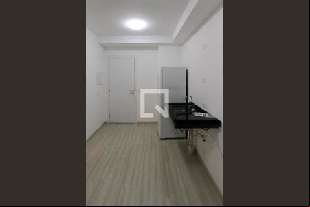 Sala e cozinha de apartamento à venda com 1 quarto, 28m² em Jardim Independência (são Paulo), São Paulo