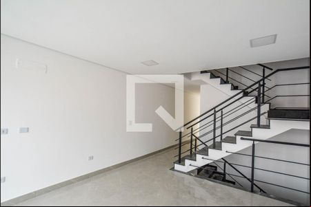 Sala de casa para alugar com 3 quartos, 231m² em Vila Lucinda, Santo André