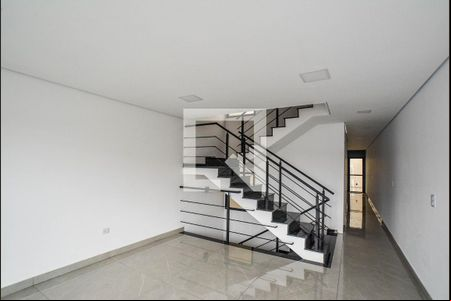 Sala de casa para alugar com 3 quartos, 227m² em Vila Lucinda, Santo André