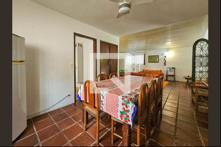 Sala de casa para alugar com 4 quartos, 250m² em Jardim Centenario, Guarujá
