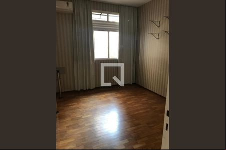 Suíte  de apartamento à venda com 4 quartos, 130m² em Funcionários, Belo Horizonte