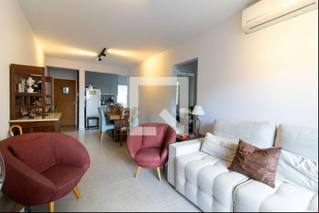 Sala de apartamento à venda com 2 quartos, 75m² em Vila Itapura, Campinas