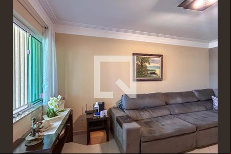 Sala de casa à venda com 3 quartos, 130m² em Vila Mangalot, São Paulo