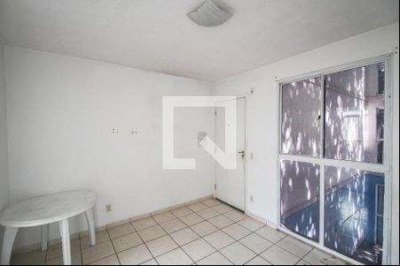Sala de apartamento para alugar com 2 quartos, 43m² em Banco de Areia, Mesquita