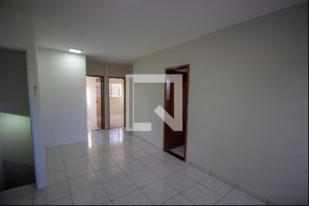 Sala de casa para alugar com 5 quartos, 260m² em Riacho Fundo Ii, Brasília
