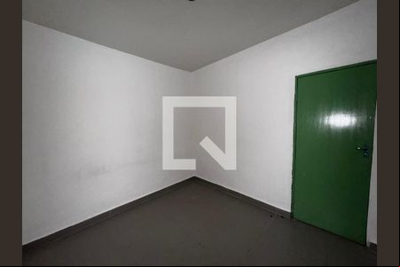 Quarto 2 de casa para alugar com 2 quartos, 50m² em Santa Tereza, Belo Horizonte