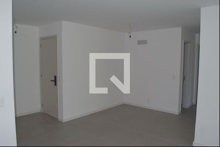 Sala de apartamento à venda com 3 quartos, 90m² em Barra da Tijuca, Rio de Janeiro