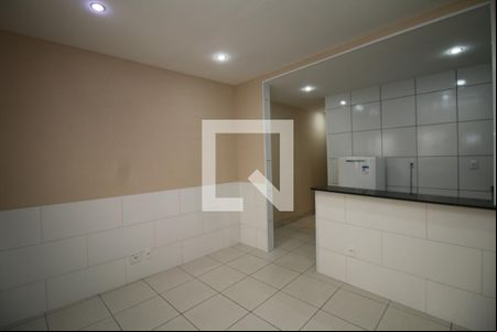 Sala de casa para alugar com 2 quartos, 65m² em Brás de Pina, Rio de Janeiro