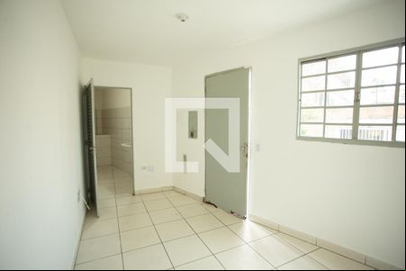 Sala de casa para alugar com 1 quarto, 80m² em Vila Santa Maria, São Paulo