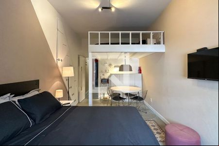 Sala/Quarto de apartamento à venda com 1 quarto, 25m² em Copacabana, Rio de Janeiro