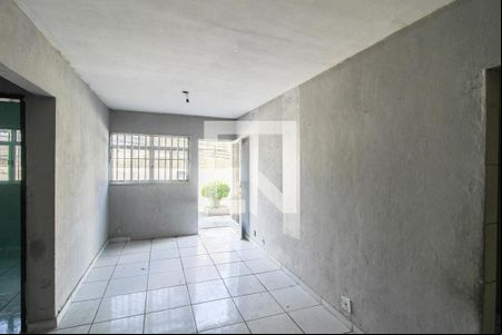 Sala de apartamento para alugar com 2 quartos, 52m² em Cosmorama, Mesquita