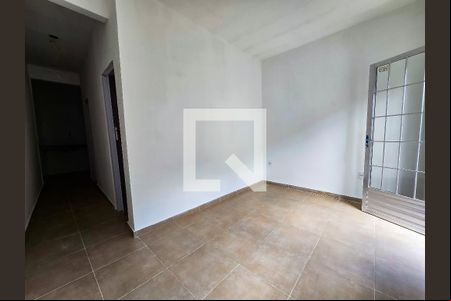 Sala de casa para alugar com 1 quarto, 25m² em Quintino Bocaiúva, Rio de Janeiro