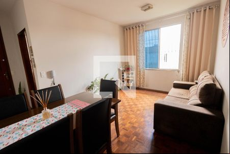 sala de apartamento à venda com 2 quartos, 52m² em Carlos Prates, Belo Horizonte