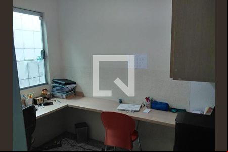 Casa à venda com 3 quartos, 250m² em Fernão Dias, Belo Horizonte