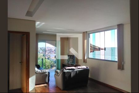 Casa à venda com 3 quartos, 250m² em Fernão Dias, Belo Horizonte