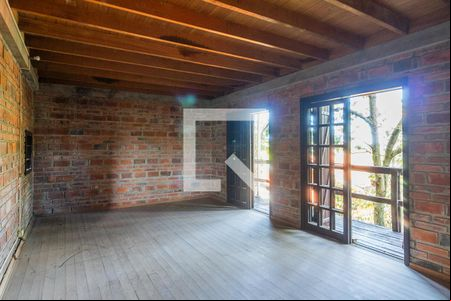 Sala de casa à venda com 4 quartos, 390m² em Vila Nova, Porto Alegre