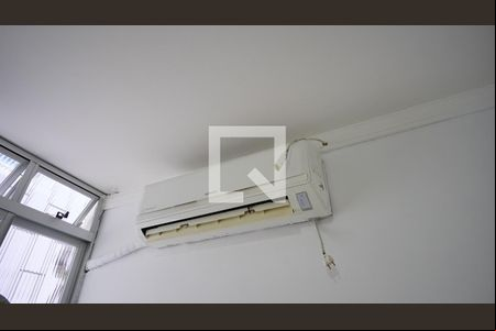Sala de apartamento para alugar com 3 quartos, 70m² em Monte Verde, Florianópolis